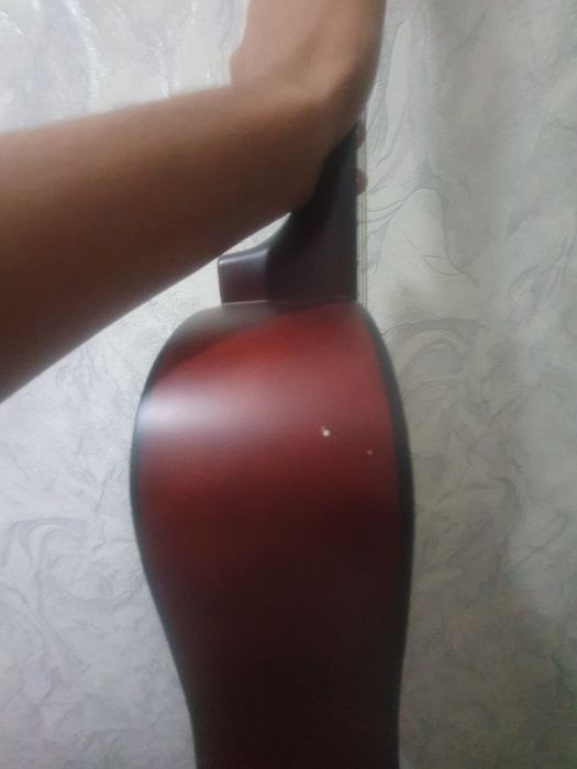 Акустическая гитара