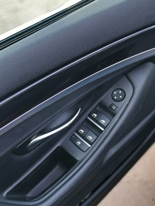 BMW 5 Series 2012