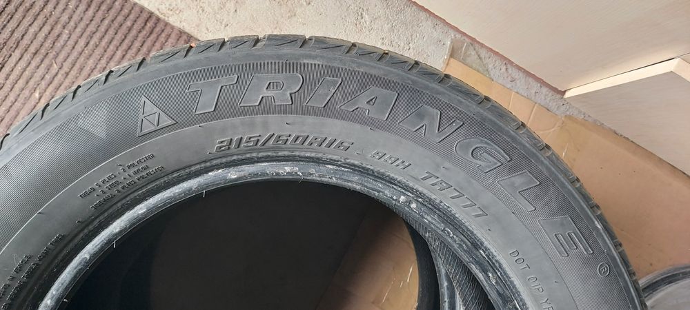 Зимние шины 215/55/R16