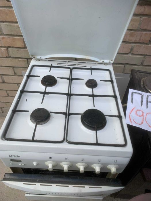 Плита с духовкой