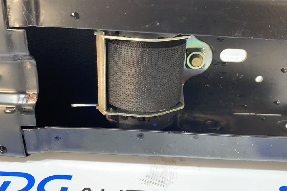 Suport cu centura bancheta pasager Mercedes Sprinter Volkswagen LT 2000 - 2006 Euro 3