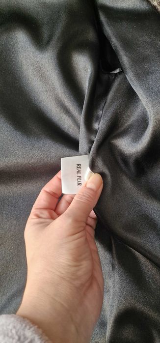 Haină din persian cu guler și față din vulpe roșie