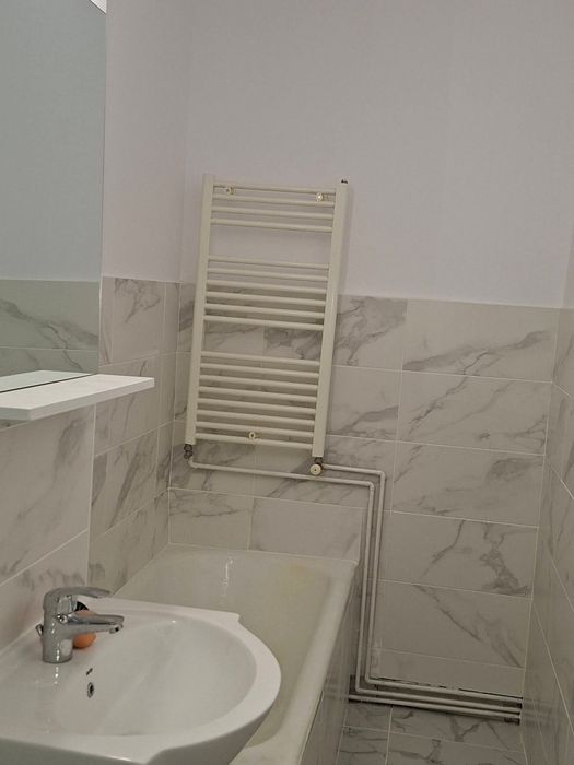 Închiriez apartament 2 camere