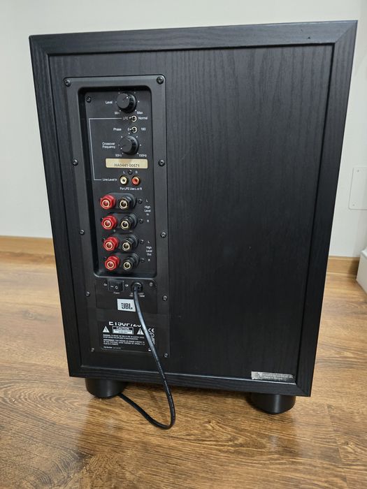 Subwoofer activJBL NorthridgeE150P/230–bass puternic,stare foarte buna