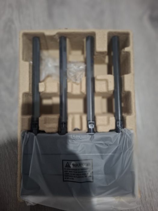 Продам Роутер Archer C 6