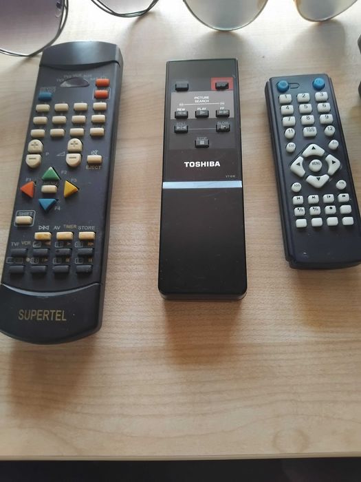 дистанционни от телевизор, видео, DVR и други