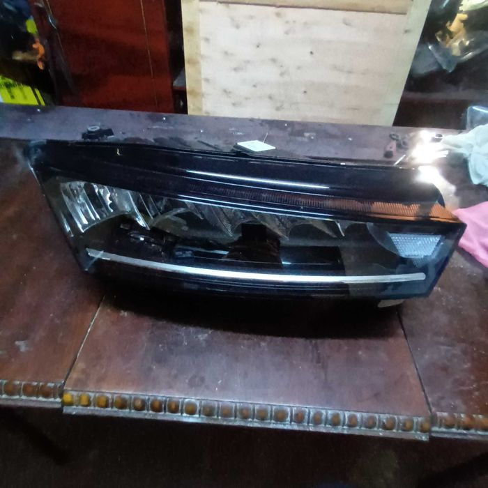 far dreapta skoda octavia 4 full led