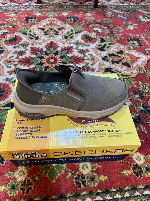 кроссовок skeachers