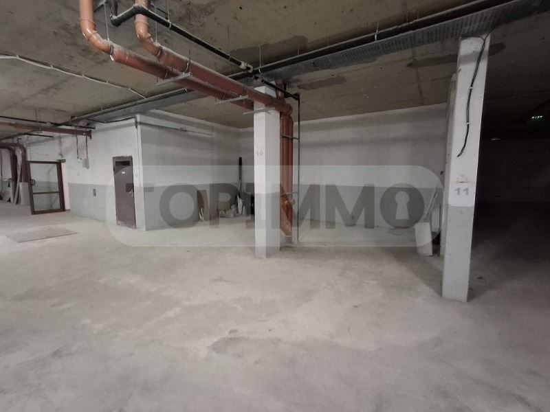 Продава се Тристаен апартамент в Бяла - 136 кв.м за 956 €/кв.м - Снимка #6