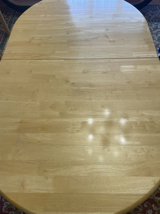 Стол со стульями