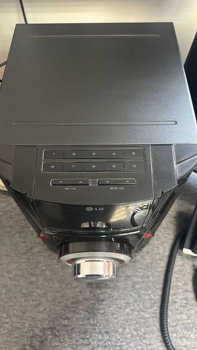 Центр музыкальный Б/У