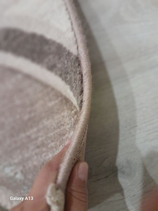 Продам 2 коврика за10000т   1,5х1м