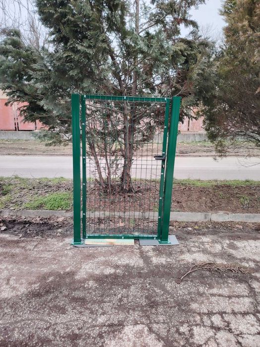 Дворна врата готова за монтаж!