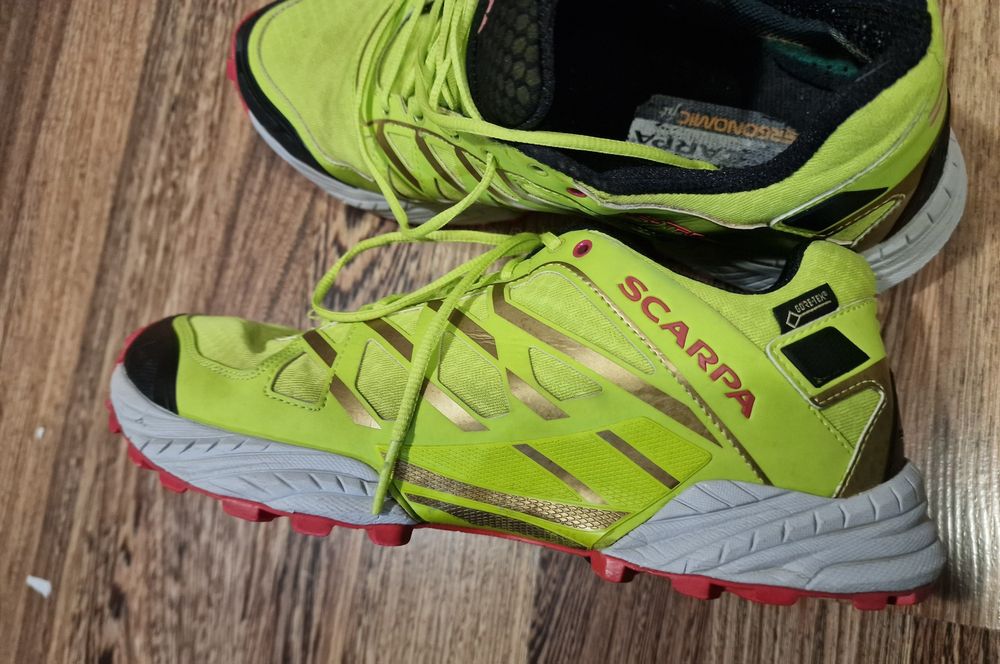 Semighete Scarpa Neutron GTX 41