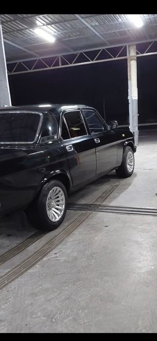 Diska balon sotiladi 15 razmer 5talik xolati idial yoriq svarkasi yoq