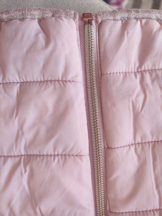 Олекотени якета подходящи и за близнаци