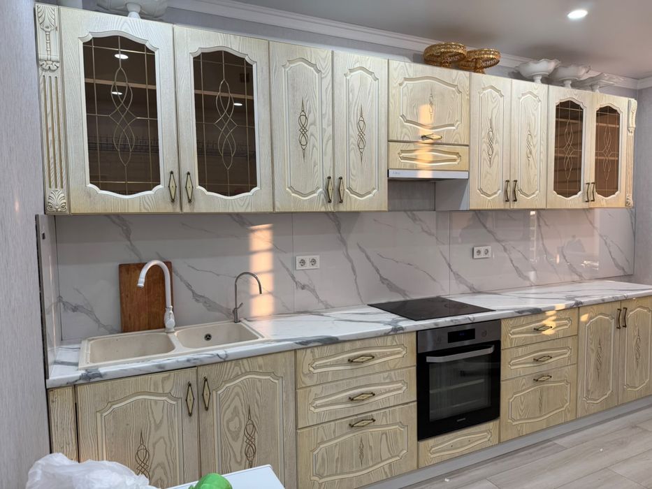 Срочно продам кухонный гарнитур