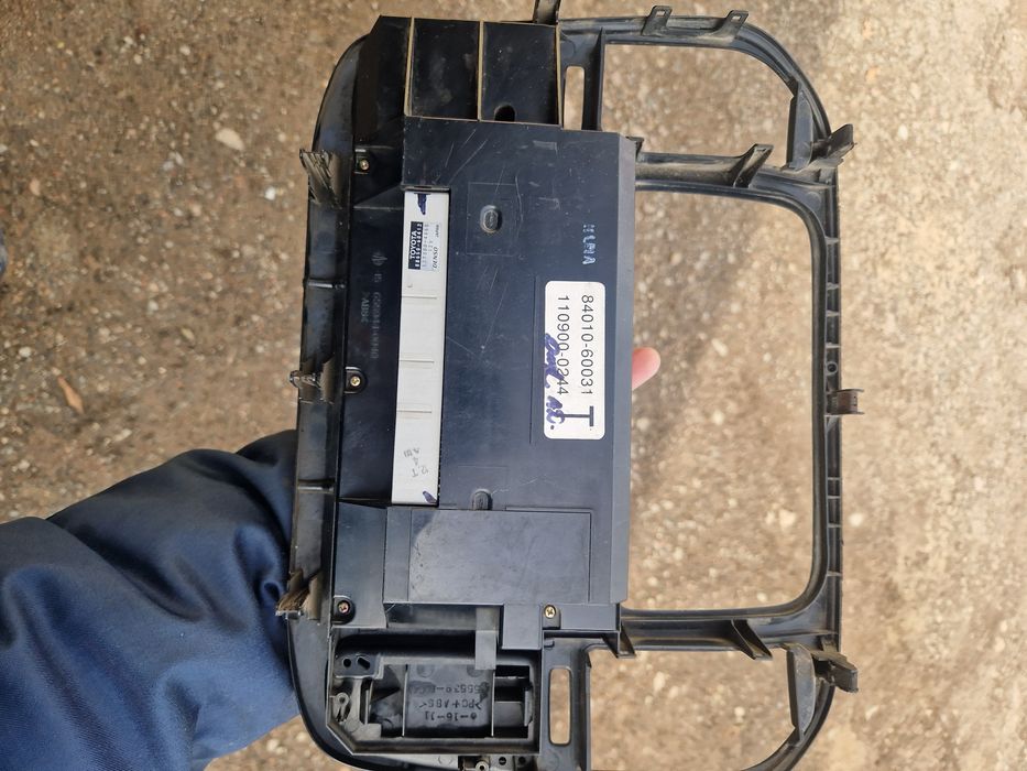 Продам климат контроль Крузак 100