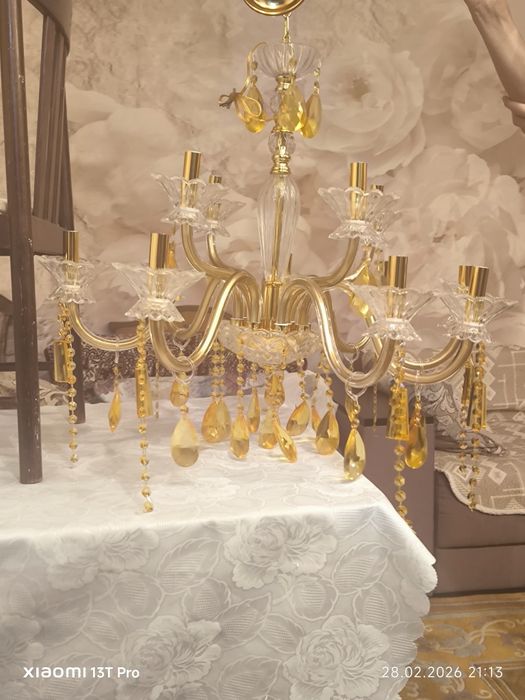 Люстра новая 12 рожков