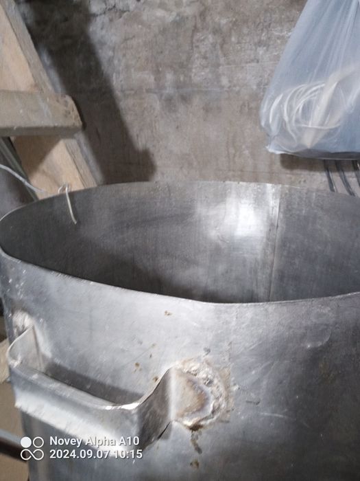 Продам ковёр 3 / 5  б/у в отличном состоянии