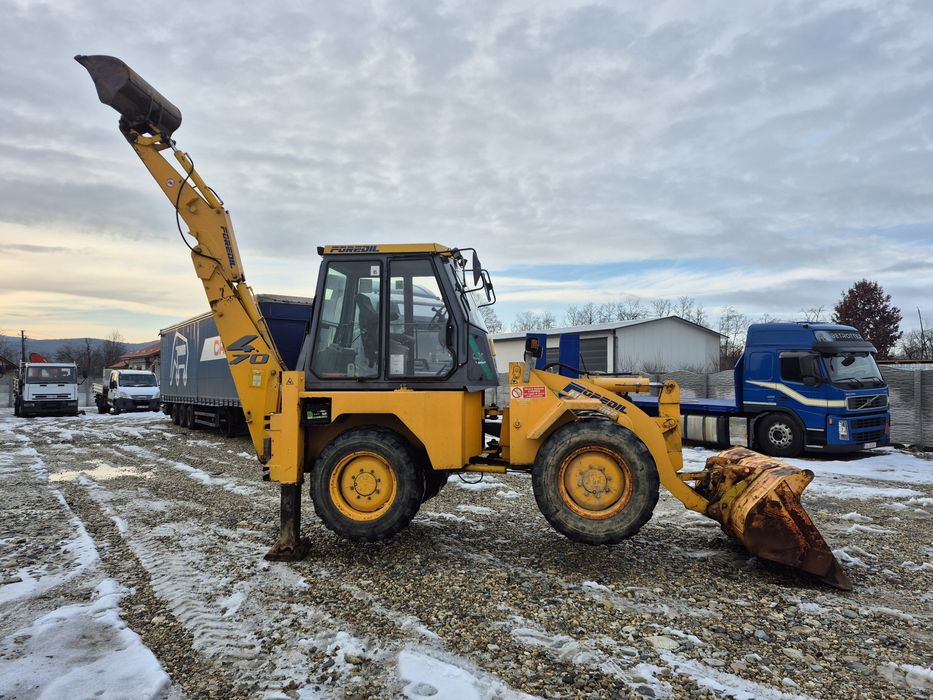 Buldoexcavator Foredil 4x4