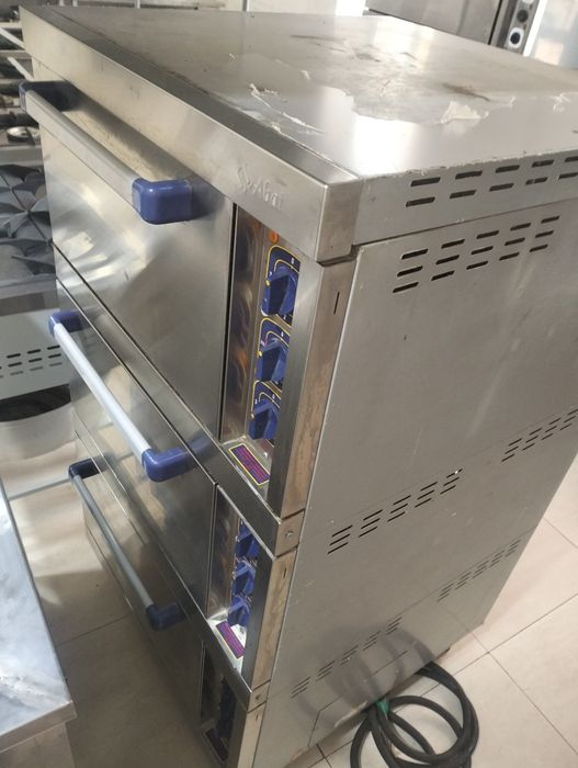 Газ духовка оборудавание.