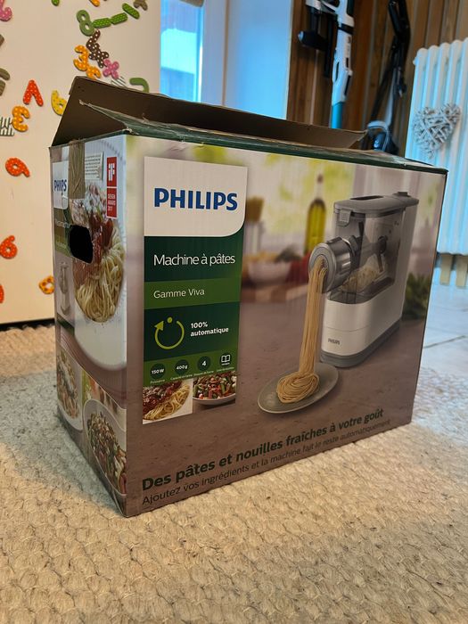 Aparat de facut paste Philips HR2345/19