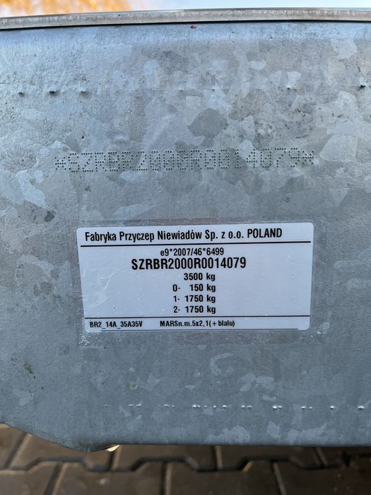 Remorca dreapta 3.5T