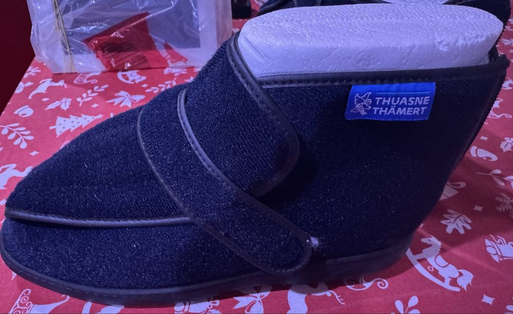 Vand pantofi de casa/curte Pulman - dama