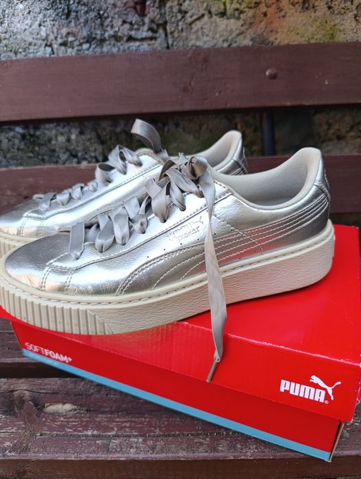 Сникърси Puma в сребристо