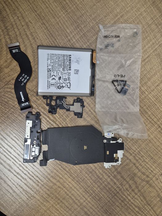 Piese Samsung Galaxy S22 plus