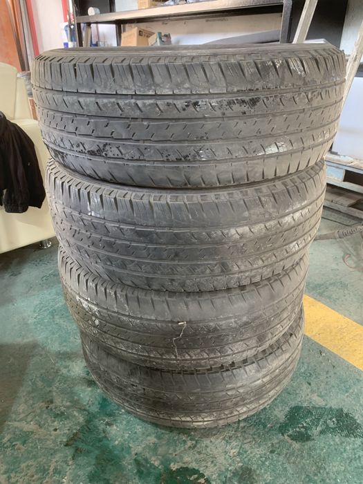 Продам комплект шин