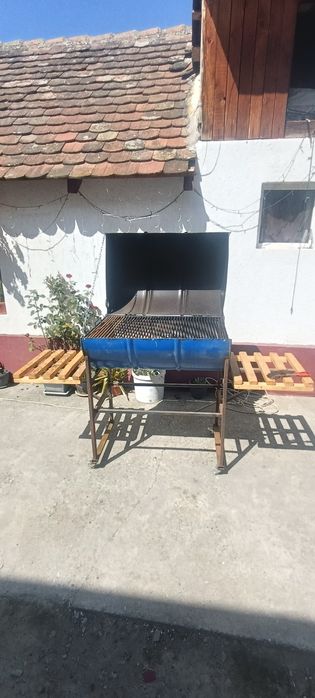 Grătar tip butoi