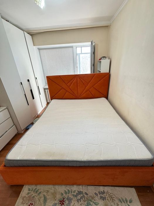 Кравать для спальной