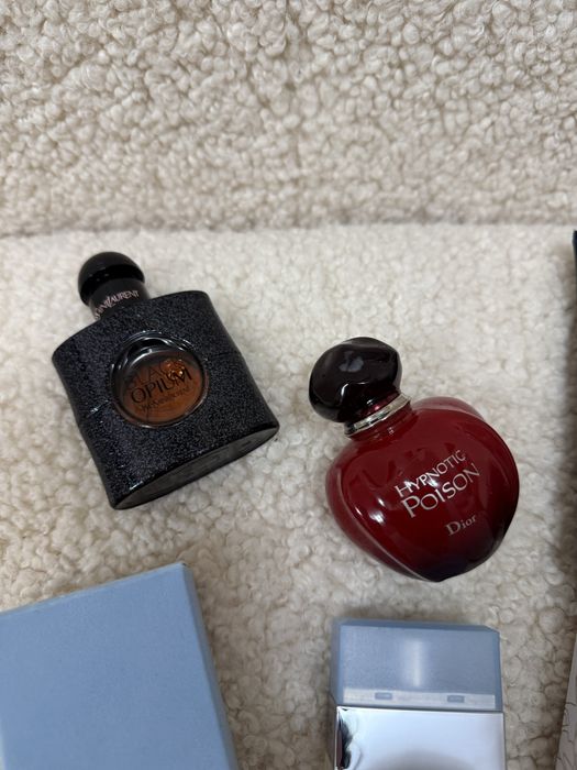 Дизайнерски и нишови дамски парфюми -лична колекция