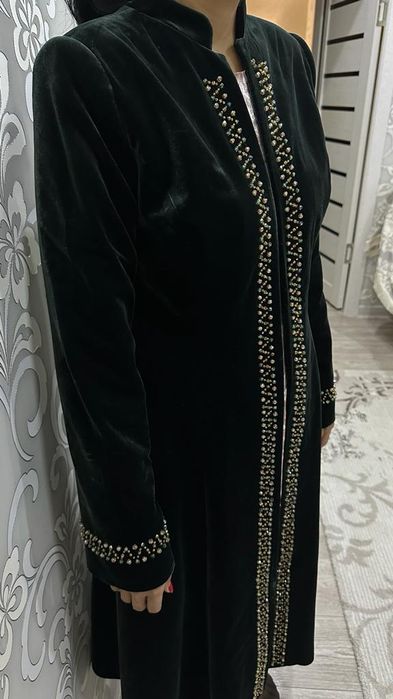 Бешпет, темно зеленый