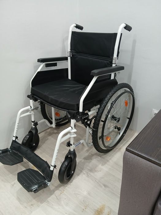 Инвалидная коляска