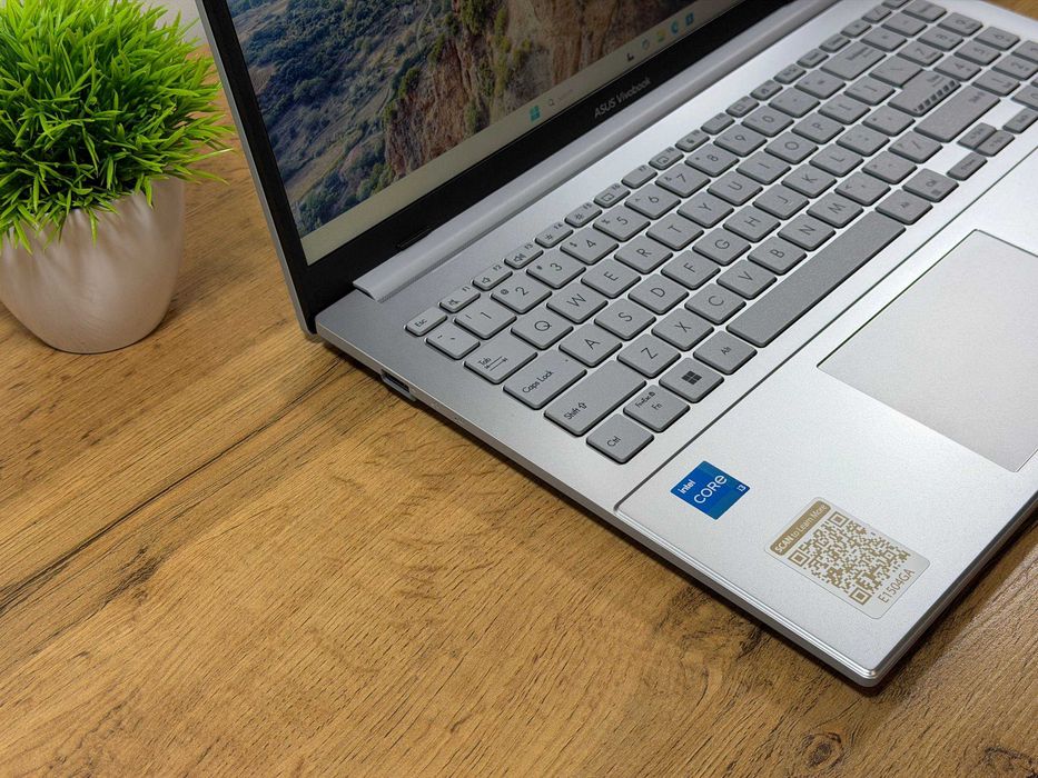 [ARZON] Noutbuk Asus VivoBook Go Intel Core i3 / DDR4 8Gb / SSD 128Gb