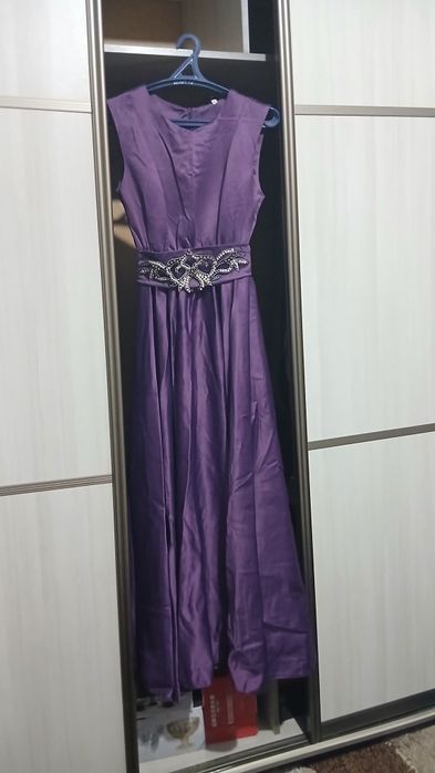 Срочно продам платье
