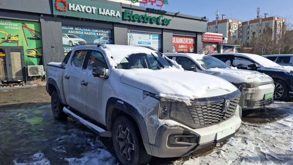 Чанган Хантер в наличии белого цвета