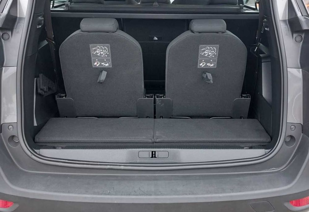 Peugeot 5008 BlueHDi 130 EAT8 Active Pack 7 LOCURI