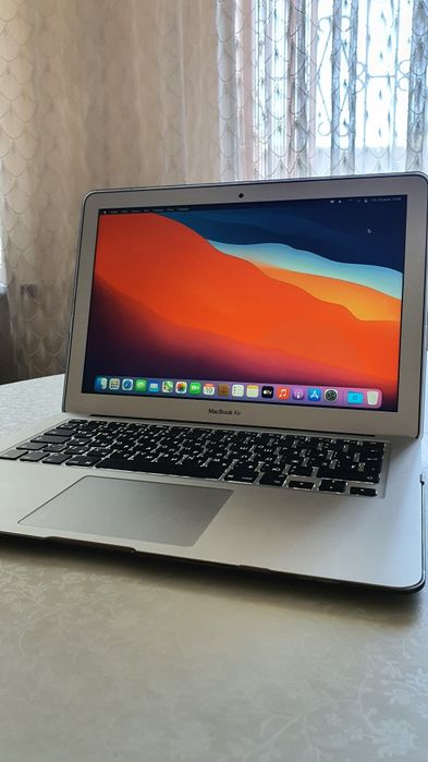 Ультрабук MacBook Air