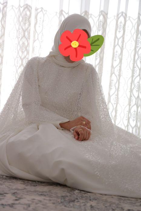 Hijobli Qizlar uchun Kelin Ko'ylak