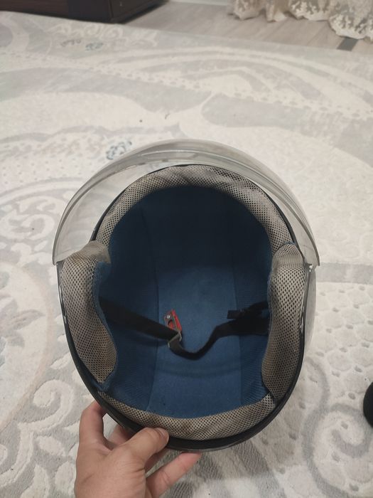 Срочно продам мотошлем