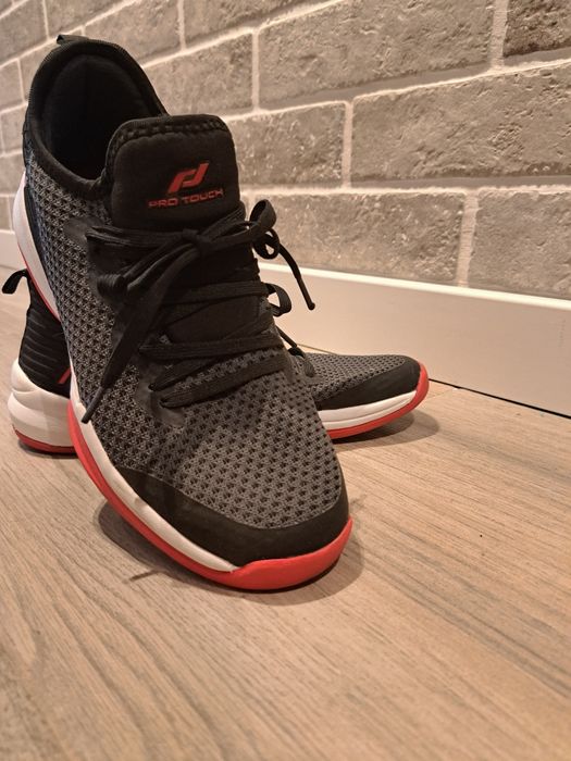 Adidas Terrex 38  2/3 и Pro toch 39 номер