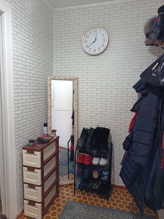 Продам квартиру в п.Топар