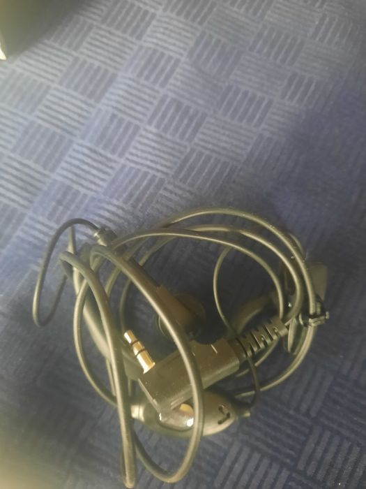 Продавам радиостанция Алофенк