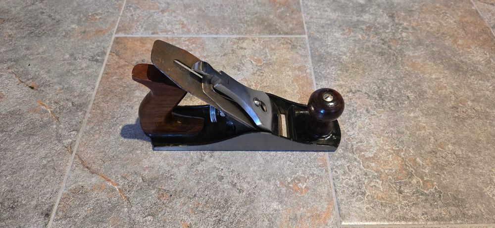 Rindea manuala NR. 5 , profesionala