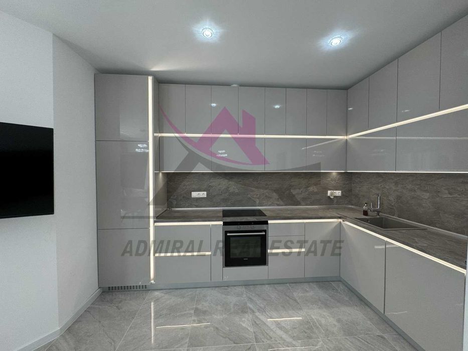 Дава се под наем Къща в Варна, м-т Фичоза - 90 кв.м за 1000 € - Снимка #2