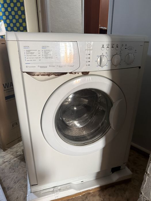 Стиральная машинка indesit